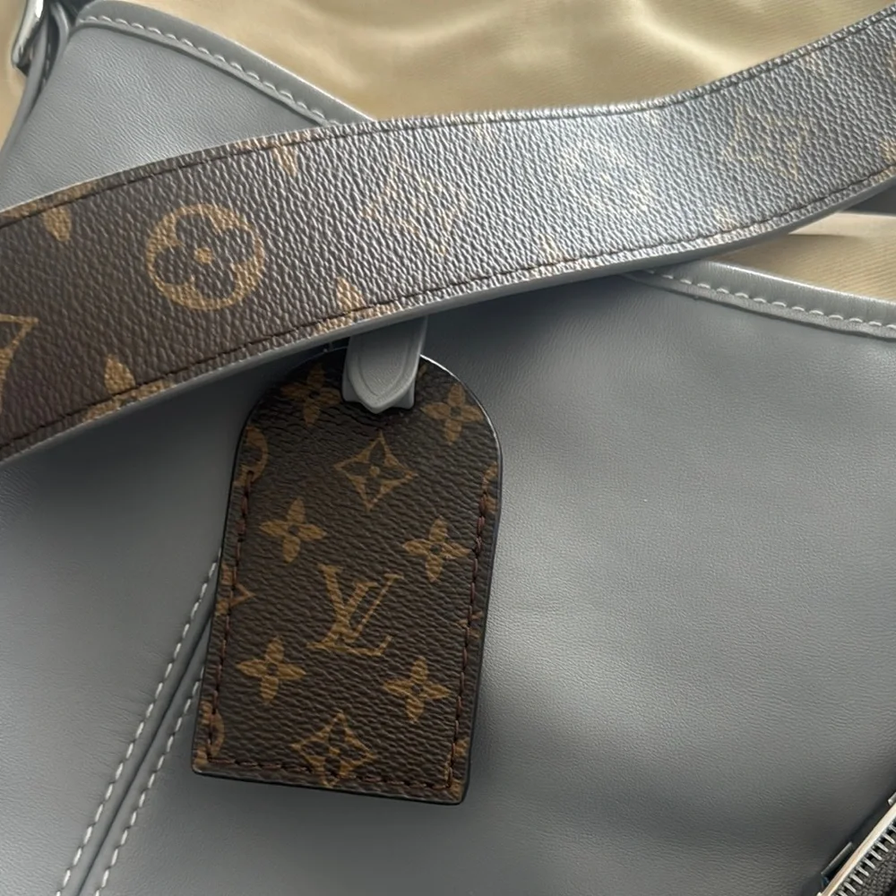 Monogram Gray and Brown  soft leather shoulder Bag - Picture 2 of 11